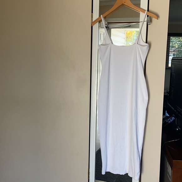 Misguided Ribbed Midi Bodycon Dress - Picture 6 of 9